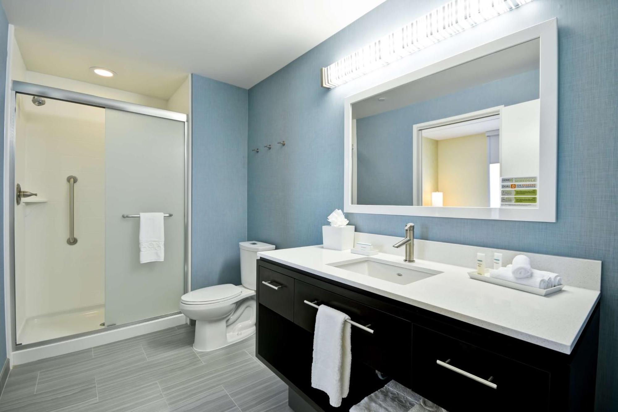 Home2 Suites By Hilton Чарлс Таун Екстериор снимка