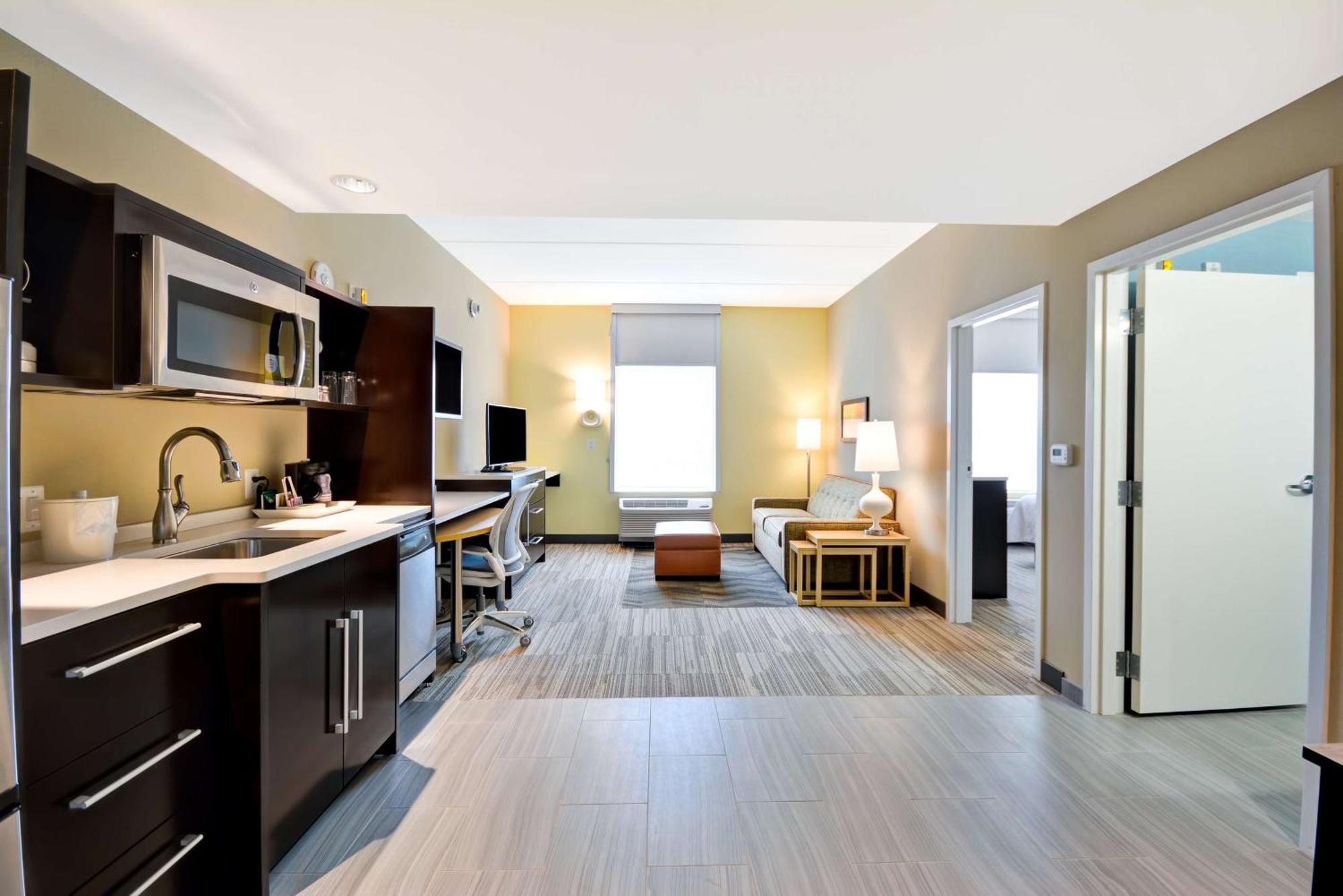 Home2 Suites By Hilton Чарлс Таун Екстериор снимка