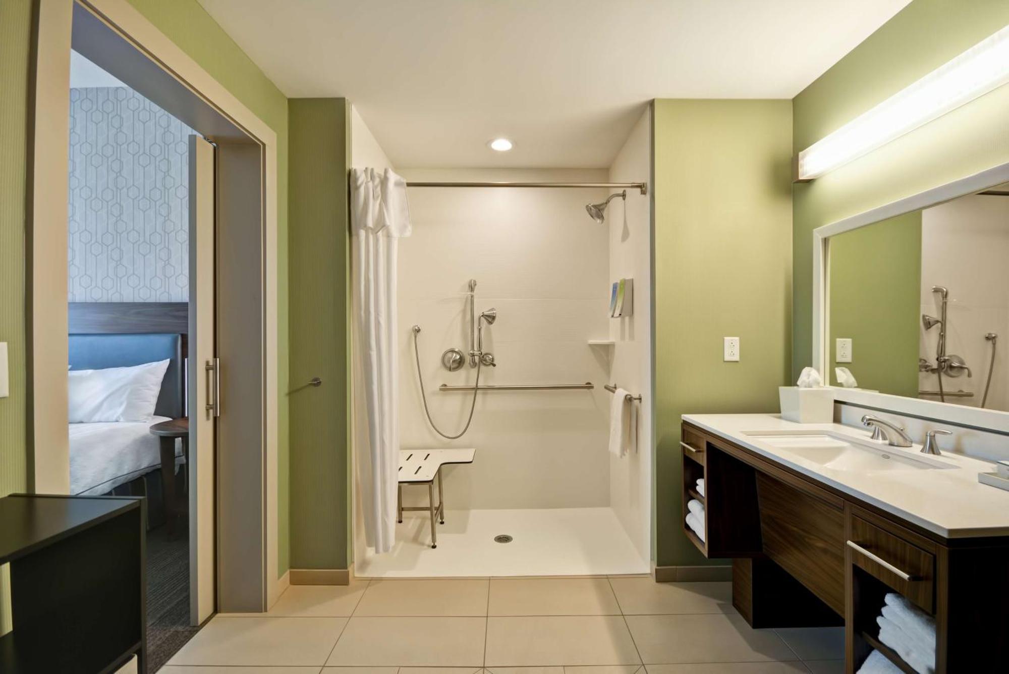 Home2 Suites By Hilton Чарлс Таун Екстериор снимка